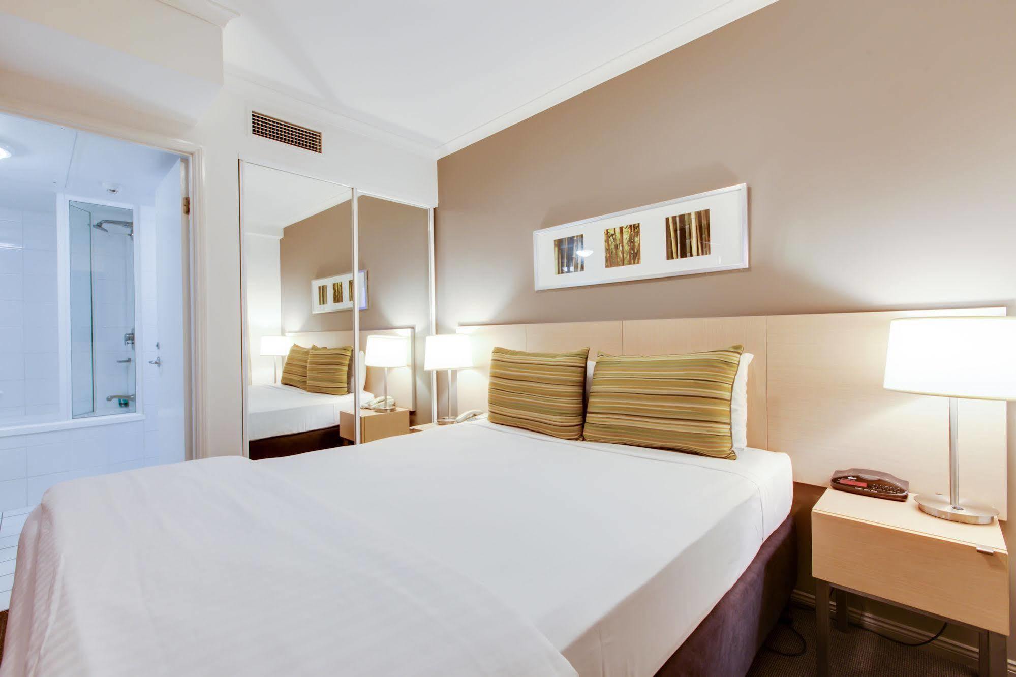 Adina Apartment Hotel Brisbane Exterior photo